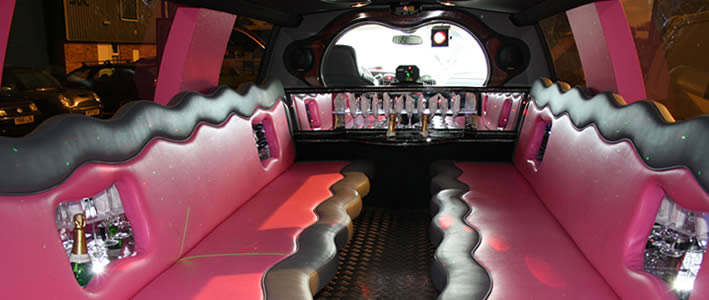 Pink 'Hummer' 4x4